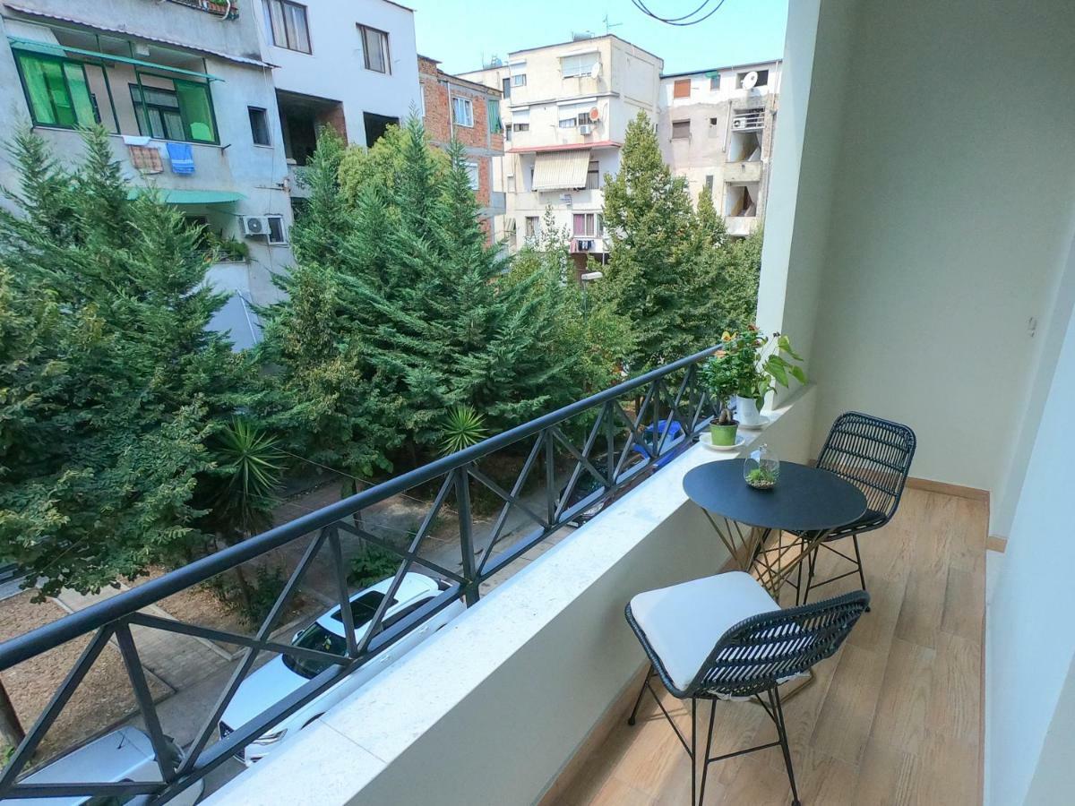 Roza'S Studio Tirana Center Exterior photo